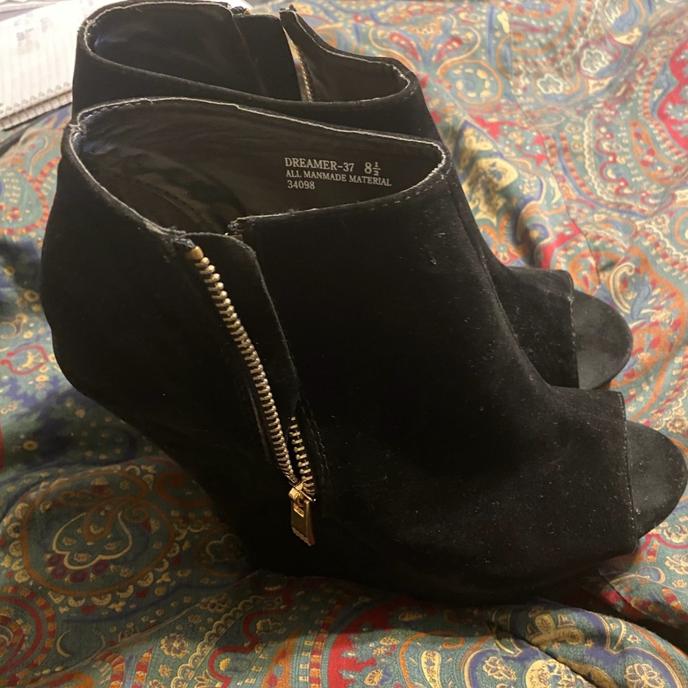 Bamboo Wedges